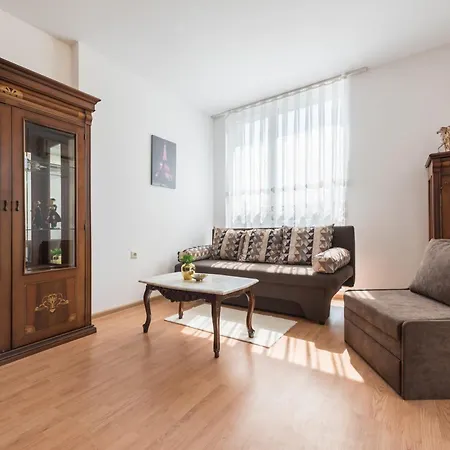 Apartman Unique With Pool And Sauna