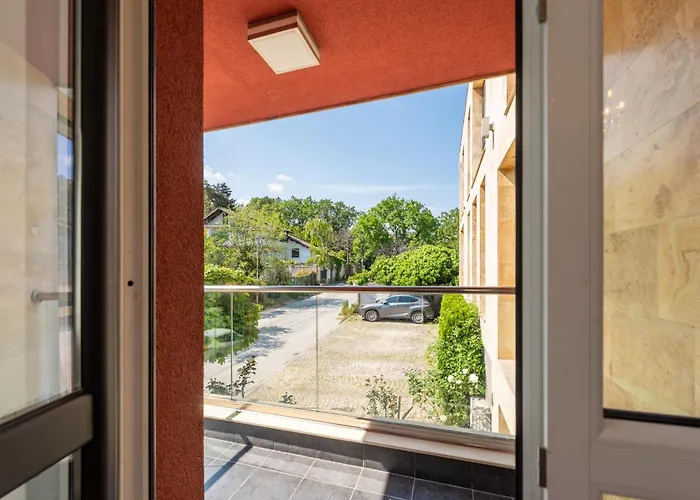 Unique With Pool And Sauna 公寓 瓦爾納