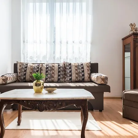 Unique With Pool And Sauna Appartement Varna