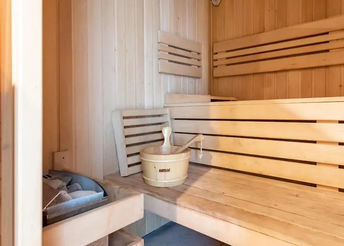 Unique With Pool And Sauna 아파트 바르나